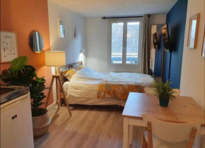 Studio à Marseille rue Sainte - centre ville